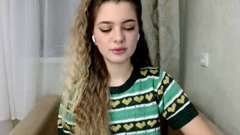 jantientimmer online show from November 2025 08:31:01 PM