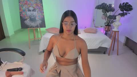 Snapshot of jany__love chatting on October 2025 10:56:01 AM JANY online show from October 2025 10:56:01 AM