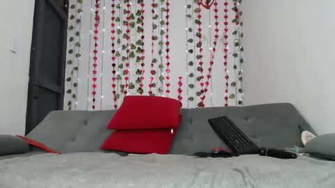 Monik online show from February 2025 04:11:01 PM