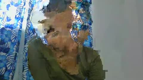 JarevavaX online show from February 2025 12:45:02 PM