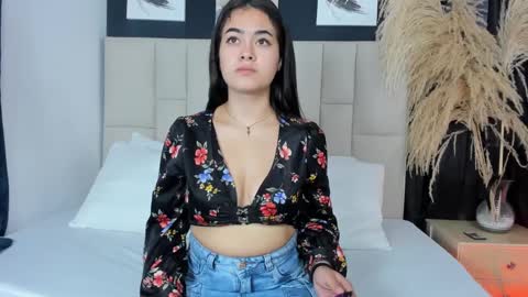 Snapshot of jaslyn__smith chatting on December 2024 01:24:01 PM Jaslyn online show from December 2024 01:24:01 PM