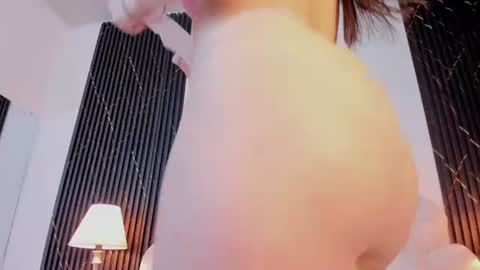 Jaslyn online show from June 2026 05:34:01 PM