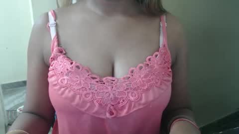 Snapshot of jasmeen_love143 chatting on February 2026 07:31:02 AM jasmeen online show from February 2026 07:31:02 AM