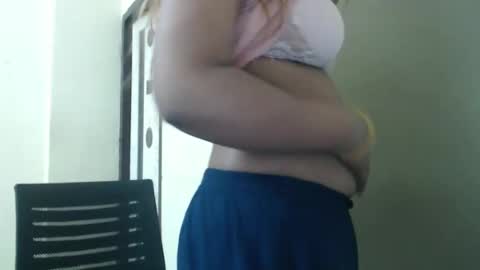 Snapshot of jasmeen_love143 chatting on March 2026 07:45:01 AM jasmeen online show from March 2026 07:45:01 AM