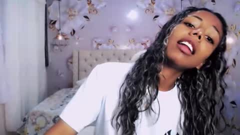 Snapshot of jasmin_brunette_ chatting on January 2025 11:48:01 AM Jasmin online show from January 2025 11:48:01 AM