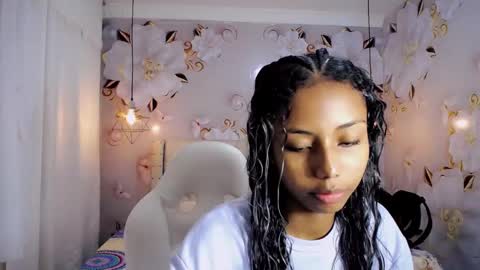 Snapshot of jasmin_brunette_ chatting on February 2025 12:02:02 PM Jasmin online show from February 2025 12:02:02 PM