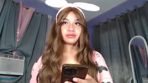 Snapshot of jasmine_arousal chatting on March 2025 04:28:01 AM JASMINE online show from March 2025 04:28:01 AM