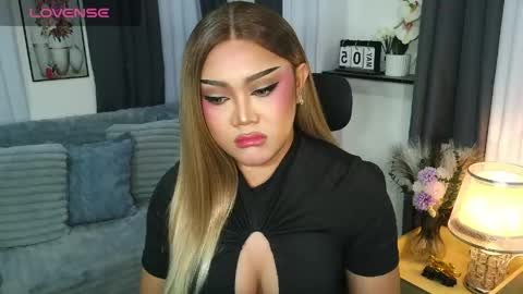 Jasmine Brandy online show from May 2026 07:00:02 PM