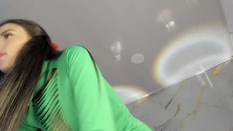 Snapshot of jasmine_hyper_1 chatting on December 2024 05:11:01 PM Jas online show from December 2024 05:11:01 PM