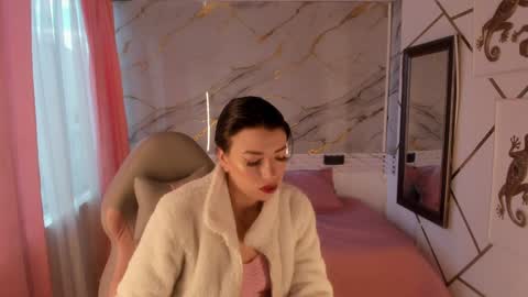 Snapshot of jasmine_hyper_1 chatting on December 2024 02:13:02 PM Jas online show from December 2024 02:13:02 PM