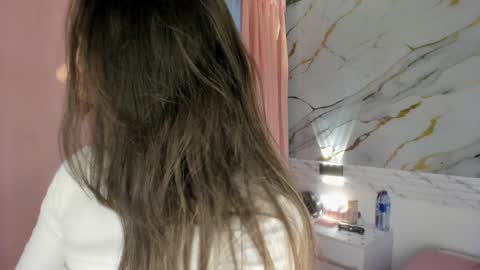 Snapshot of jasmine_hyper_1 chatting on December 2024 08:11:01 PM Jas online show from December 2024 08:11:01 PM