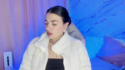 Snapshot of jasmine_hyper_1 chatting on February 2025 09:29:01 PM Jas online show from February 2025 09:29:01 PM