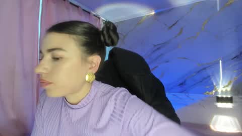 Snapshot of jasmine_hyper_1 chatting on March 2025 08:45:02 PM Jas online show from March 2025 08:45:02 PM