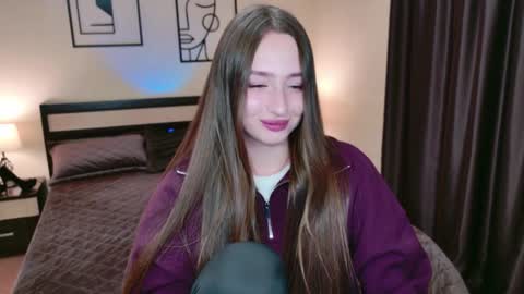 Snapshot of jasminelorens chatting on September 2025 03:50:02 PM Jasmine online show from September 2025 03:50:02 PM