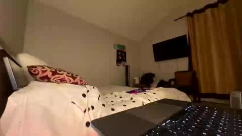 jasminesun12 online show from May 2026 04:41:01 AM