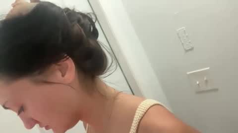 Snapshot of jasminetate chatting on November 2025 02:39:02 PM Jasmine Tate online show from November 2025 02:39:02 PM