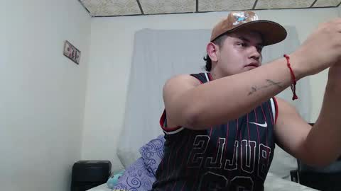jason_boy_ online show from May 2026 05:47:01 AM