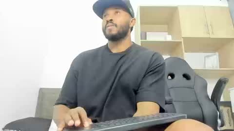 Snapshot of jason_fenix chatting on September 2025 08:09:02 PM Jason online show from September 2025 08:09:02 PM