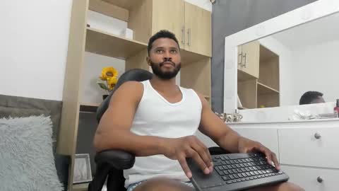 Snapshot of jason_fenix chatting on October 2025 06:48:01 PM Jason online show from October 2025 06:48:01 PM