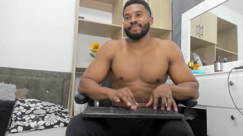 Snapshot of jason_fenix chatting on October 2025 06:18:01 PM Jason online show from October 2025 06:18:01 PM