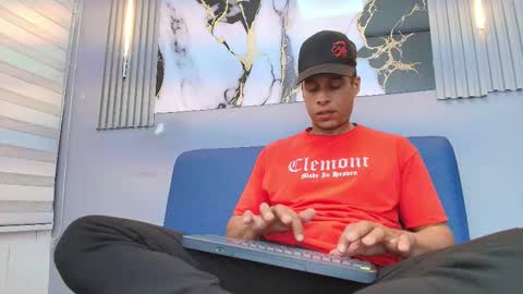 Jason online show from February 2026 07:42:02 PM