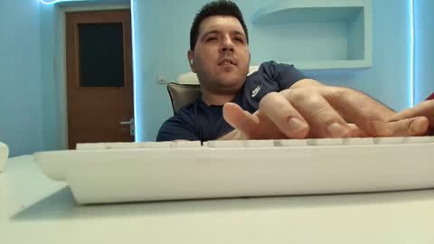 Snapshot of jasonjacks8 chatting on December 2025 04:44:02 AM JasonJacks online show from December 2025 04:44:02 AM