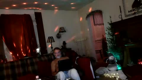 Snapshot of jasonreloaded694u chatting on December 2024 08:07:02 AM Jason online show from December 2024 08:07:02 AM