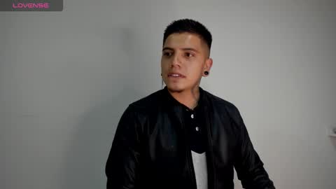 Jason online show from December 2025 07:51:02 PM