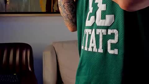 Snapshot of jasson_rodriguez69 chatting on November 2025 02:21:02 AM Lil Dark online show from November 2025 02:21:02 AM