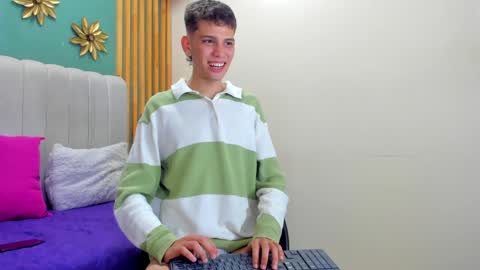Snapshot of jasson_smit chatting on December 2024 03:42:02 PM J A S S O N online show from December 2024 03:42:02 PM