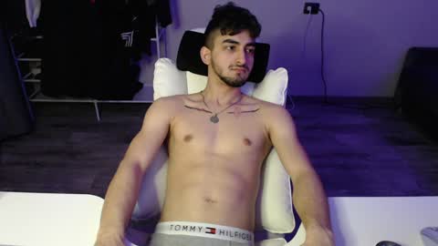 Snapshot of jastin_black chatting on January 2025 07:56:02 PM Jastin online show from January 2025 07:56:02 PM