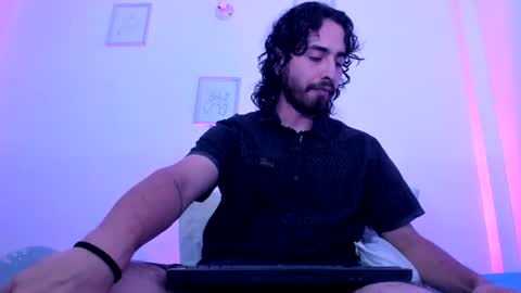 jave_rave online show from August 2026 08:33:01 PM
