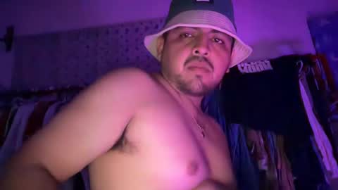 Snapshot of javiermichi chatting on October 2025 05:15:02 AM javiermichi online show from October 2025 05:15:02 AM