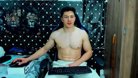 Javier online show from May 2026 11:22:02 PM