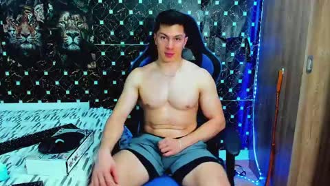 Javier online show from June 2026 11:53:02 PM