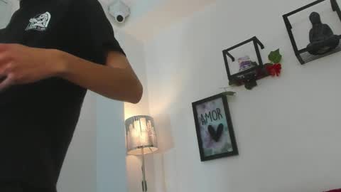 Snapshot of jax25_os chatting on October 2025 11:35:01 PM jax25_os online show from October 2025 11:35:01 PM