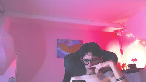 Snapshot of jax25_os chatting on November 2025 09:47:01 PM jax25_os online show from November 2025 09:47:01 PM