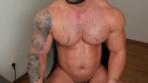 JaxonHunk online show from January 2025 01:45:01 AM