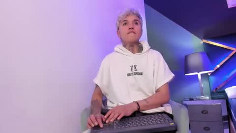 Snapshot of jaxwolf_ chatting on February 2026 03:49:02 AM JAX online show from February 2026 03:49:02 AM