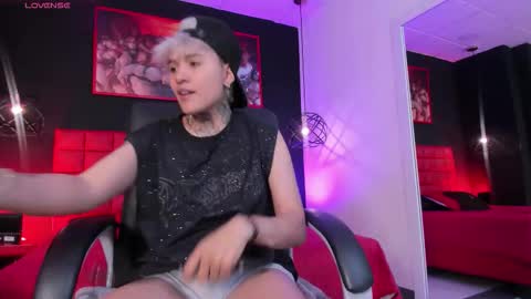 Snapshot of jaxwolf_ chatting on March 2026 03:21:02 AM JAX online show from March 2026 03:21:02 AM