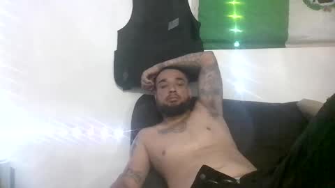 Snapshot of jay594025 chatting on October 2025 09:28:02 AM jay594025 online show from October 2025 09:28:02 AM