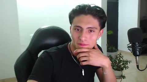 jay online show from September 2025 02:44:02 AM