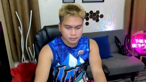 JL online show from October 2025 10:13:01 AM