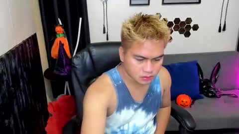 JL online show from October 2025 11:08:02 AM