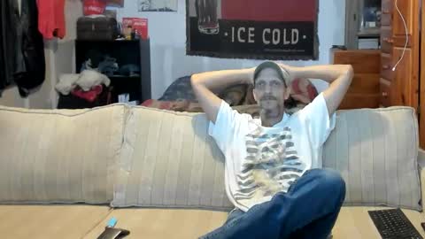 Snapshot of jay_short7863 chatting on February 2026 05:19:02 AM O F jay short786 online show from February 2026 05:19:02 AM