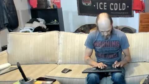 Snapshot of jay_short7863 chatting on March 2026 04:22:02 PM O F jay short786 online show from March 2026 04:22:02 PM