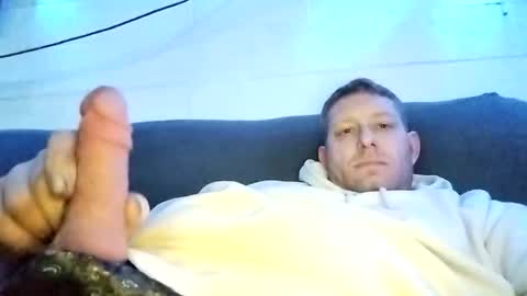 Snapshot of jaybird087312 chatting on February 2026 02:29:01 PM jaybird087312 online show from February 2026 02:29:01 PM