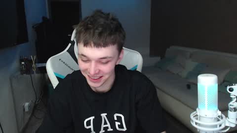 Snapshot of jayce_icestone chatting on December 2024 01:50:02 AM Jayce online show from December 2024 01:50:02 AM