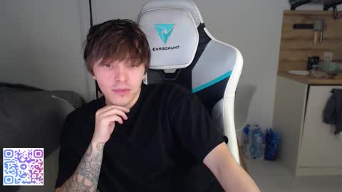 Jayce online show from October 2025 05:22:02 PM