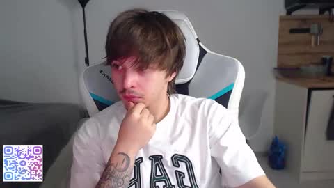 Jayce online show from November 2025 09:31:02 AM